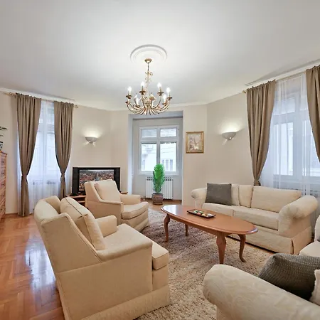 Apartman Heritage In Heart Of Old Town - Free Parking *
