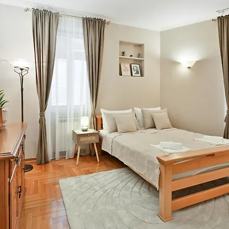 Apartman Heritage In Heart Of Old Town - Free Parking